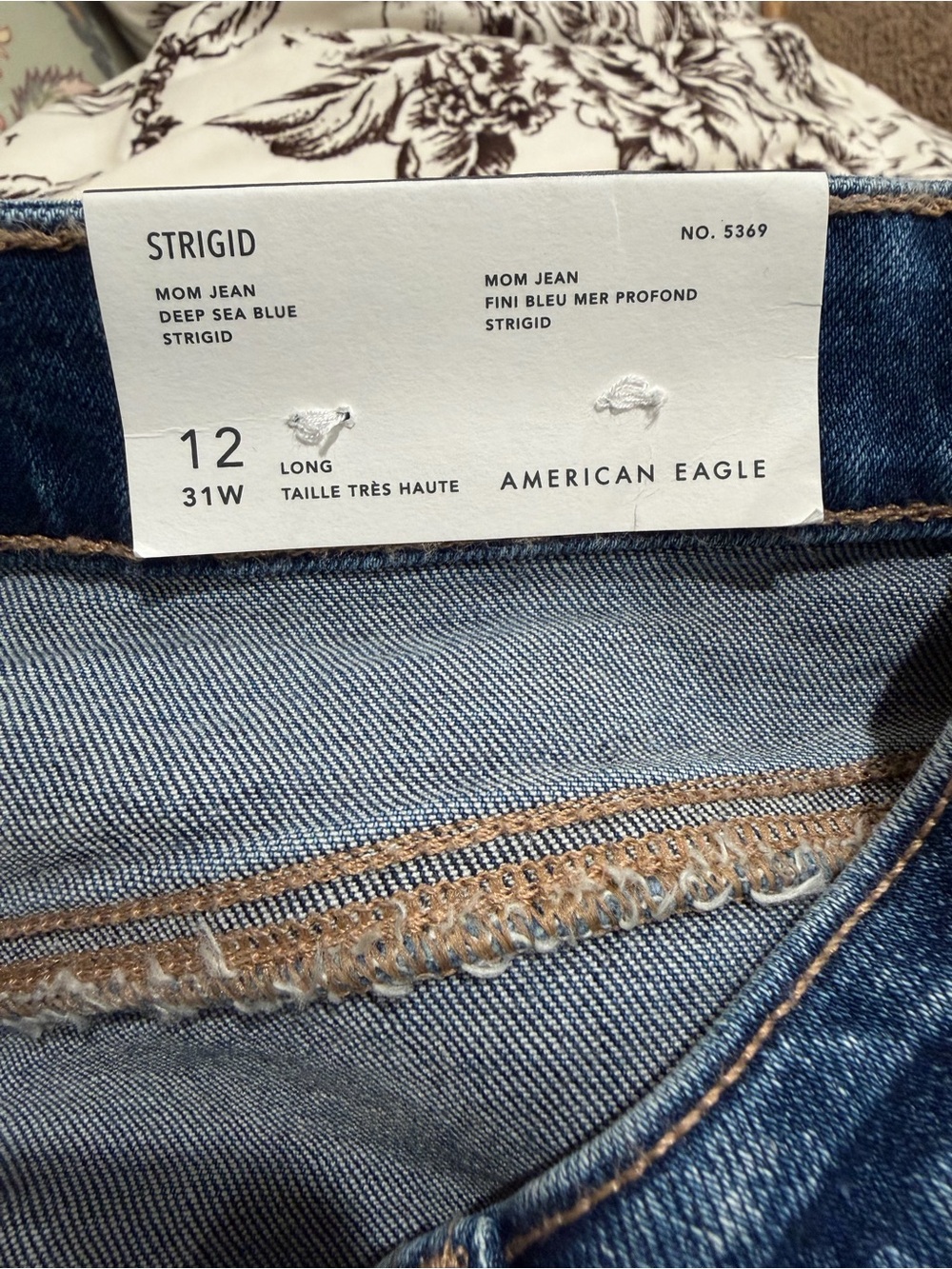 American Eagle Outfitters women’s Blue Straight-Leg Jeans mom jeans style - Picture 8 of 9